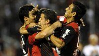 Newells campeón estrena el título con una sorpresiva caída