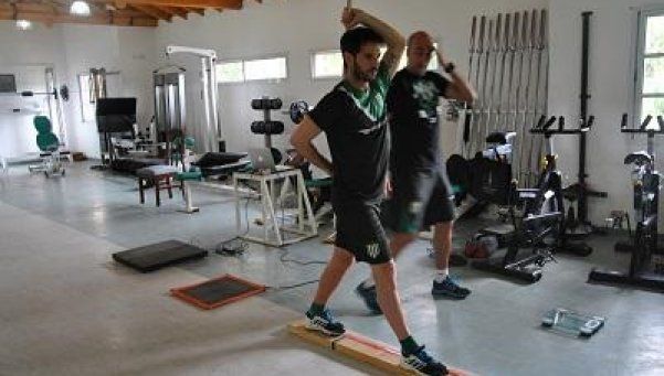 Banfield ya sumó tres refuerzos antes de la pretemporada - DiarioPopular.com.ar