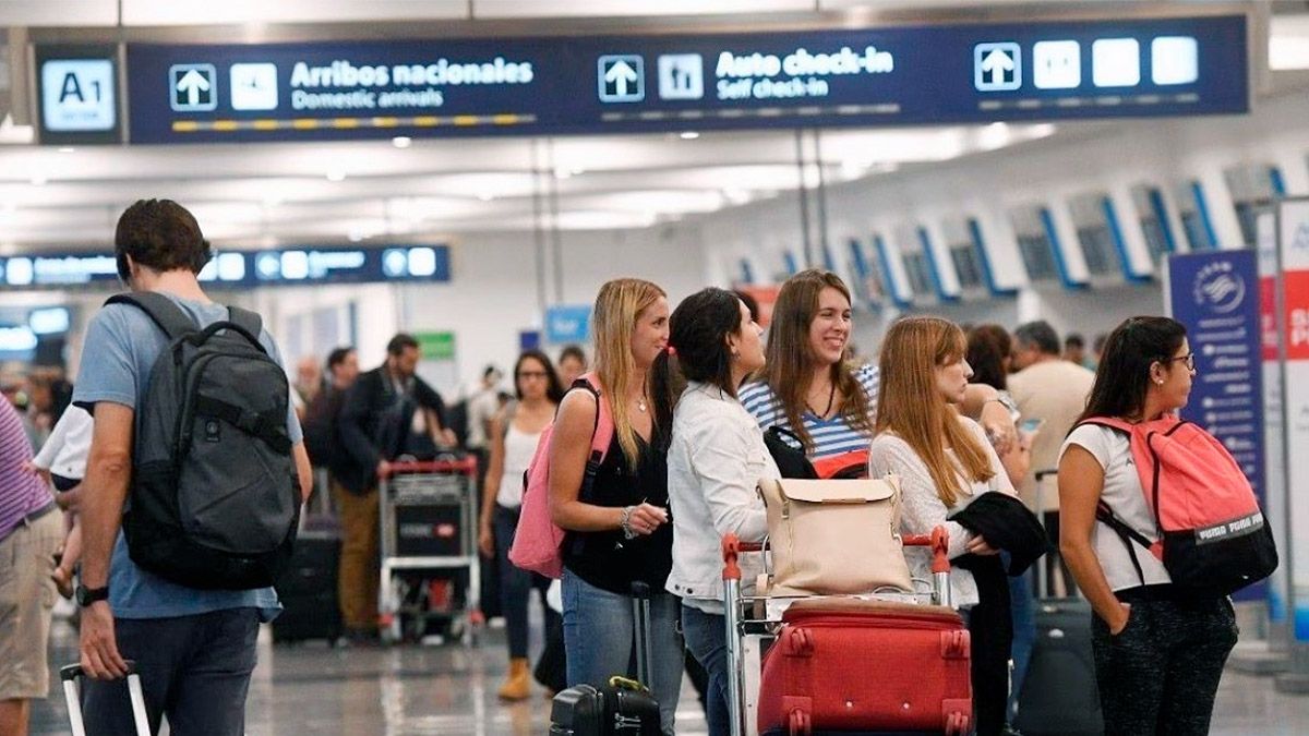 Paro de aeronáuticos cómo funcionarán Ezeiza y Aeroparque