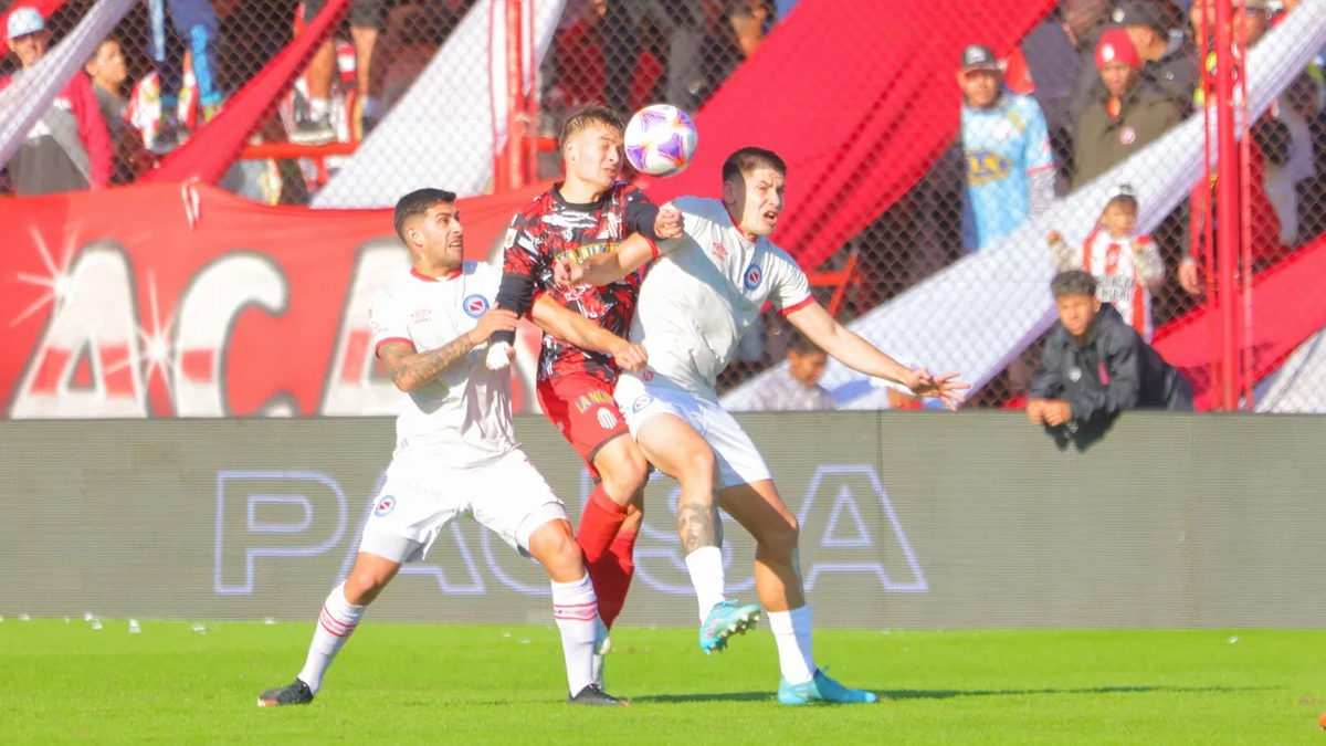 Barracas Central Y Argentinos Juniors Cierran La Fase Regular