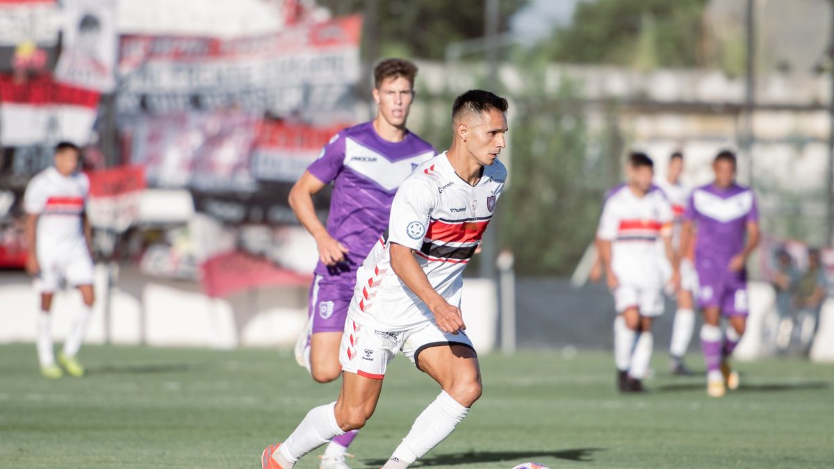 Chacarita sumó su primer triunfo al golear a Villa Dálmine