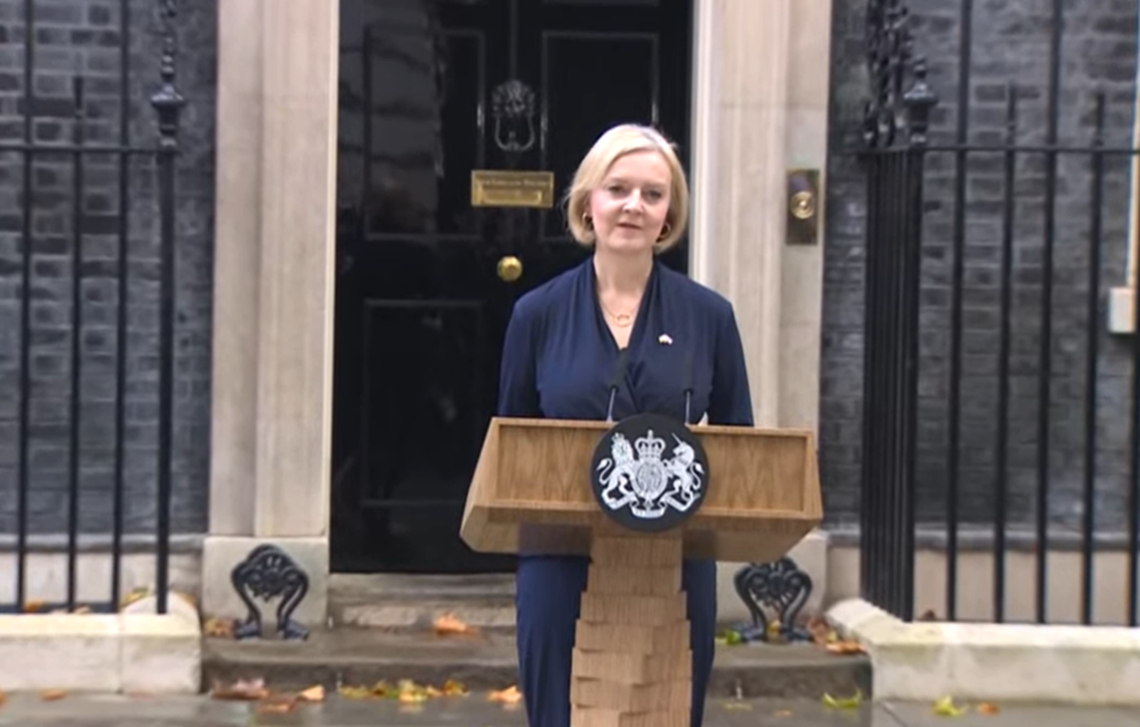 Liz Truss renunció a su cargo como primera ministra británica