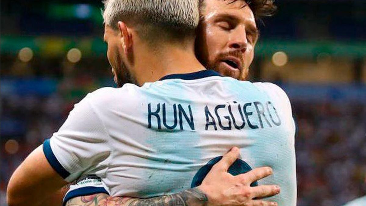 El Mensaje De Messi Para El Kun Ag Ero Tras Anunciar Su Retiro