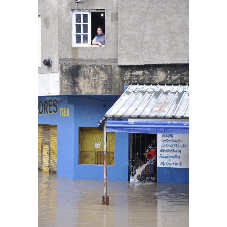 La Ciudad Y El Conurbano Bajo El Agua