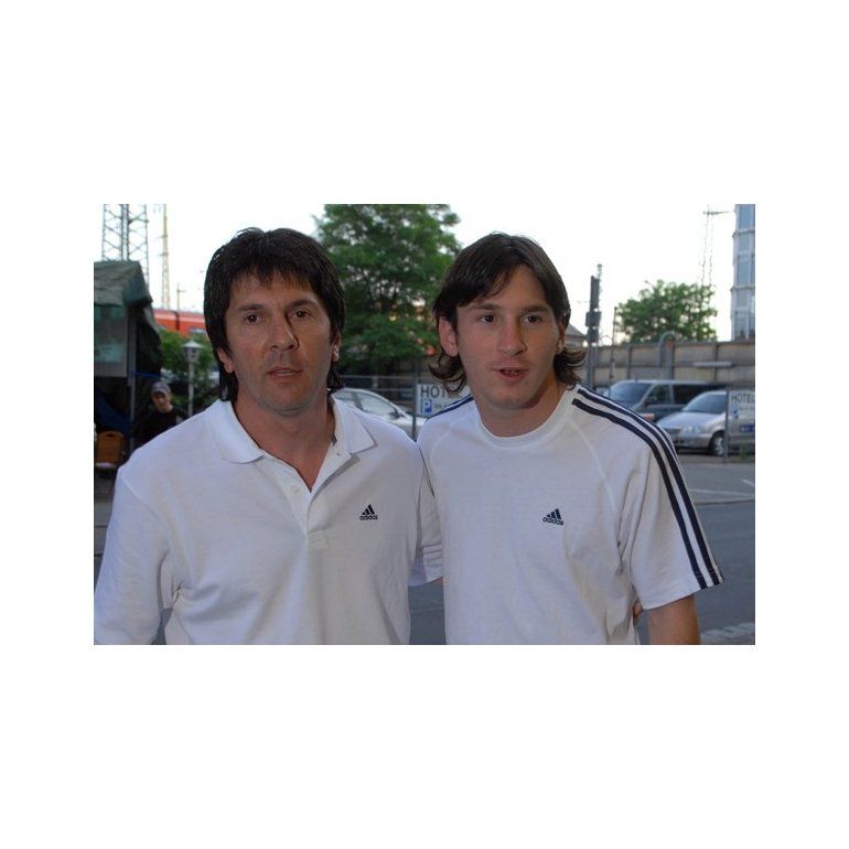 Messi - ¿Cuánto mide Lionel Messi? - Estatura y peso - Real height 0003979418