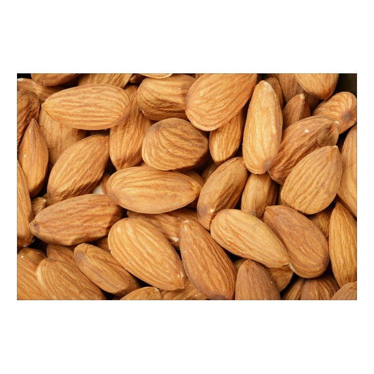Beneficios de consumir nueces y almendras