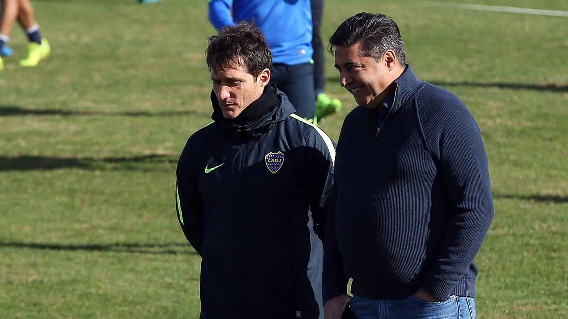 Daniel Angelici habló del futuro de los Mellizos Schelotto