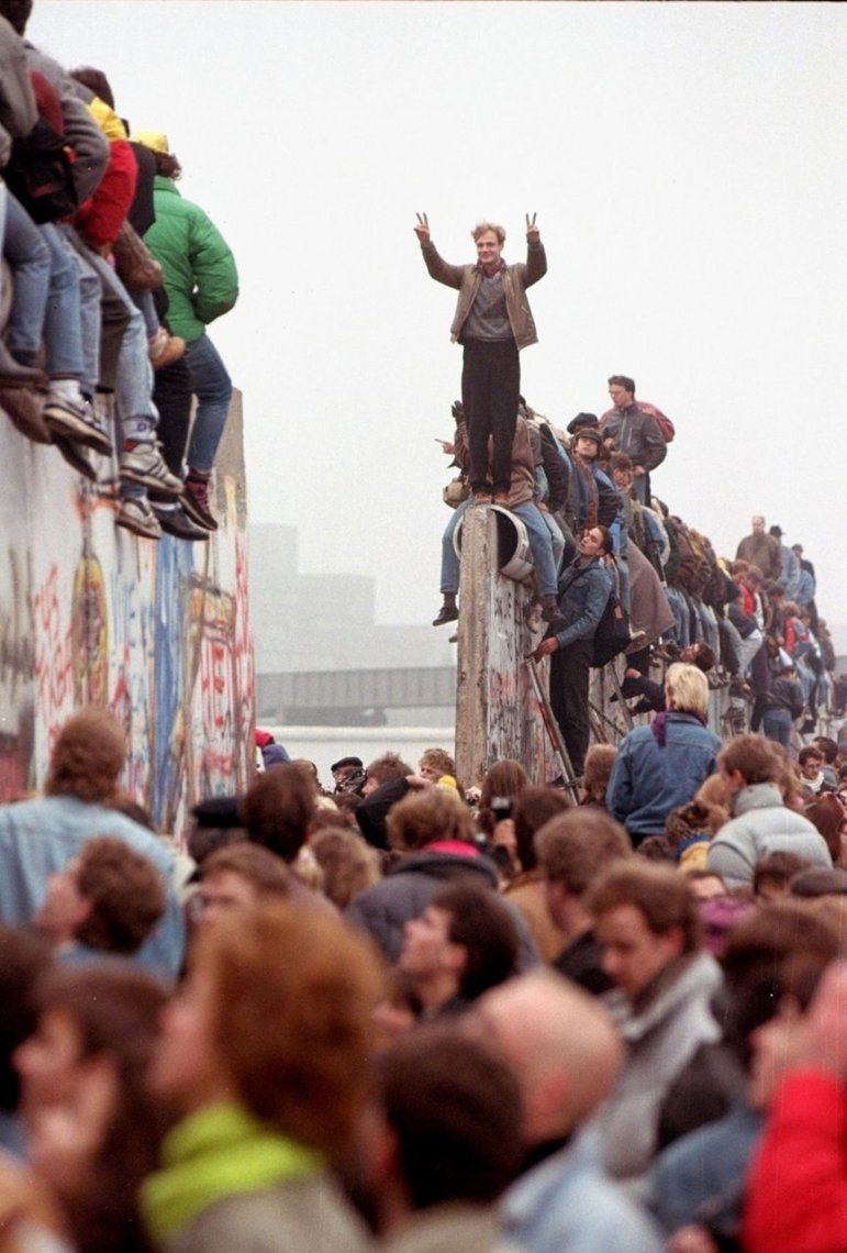 Hace 28 años cambiaba la historia con la caída del Muro de Berlín