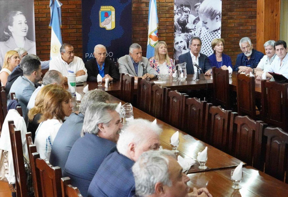 Se reúne el PJ para conformar un gran frente opositor de cara a las elecciones Se reúne el PJ para conformar un gran frente opositor de cara a las elecciones