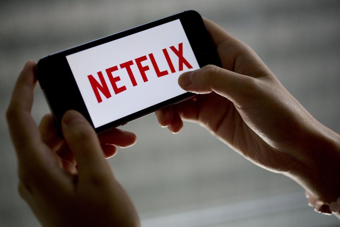 Impuesto al dólar: Netflix y Spotify solo tributarán un 8%