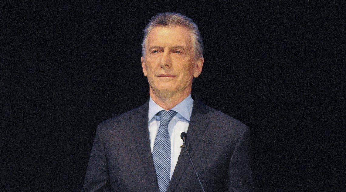 Macri podría irse con un déficit fiscal casi igual a la base monetaria.