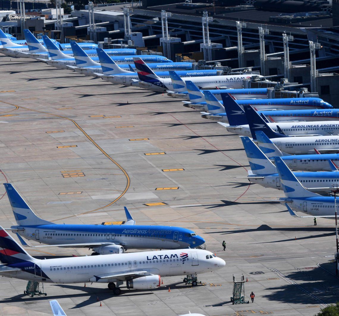 Aerolíneas podría volver a volar en julio.