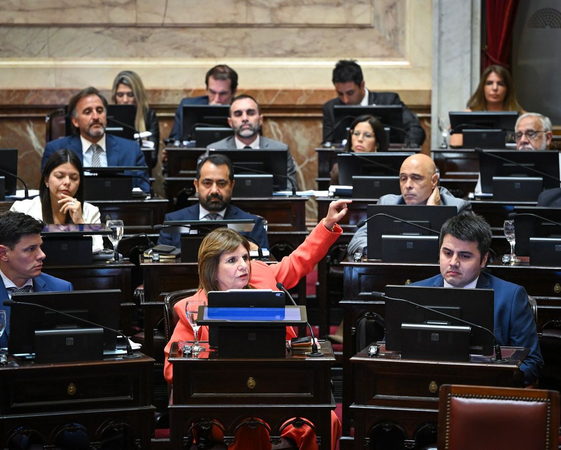 La reforma laboral fue aprobada días atrás por el Senado. La reforma laboral fue aprobada días atrás por el Senado.