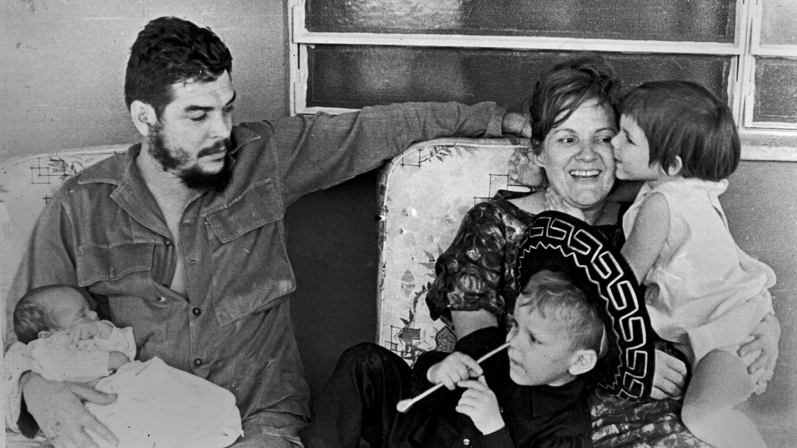 El Che Guevara fue padre de cinco hijas e hijos
