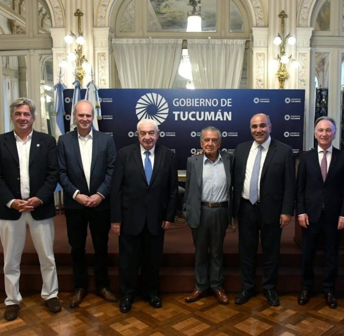 Juan Manzur con líderes empresarios del Grupo de los 6