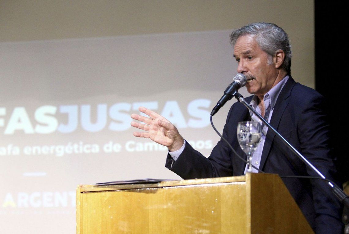 Solá le respondió a Aranguren: Debatamos sobre si la energía es un derecho humano, traelo a Iguacel también