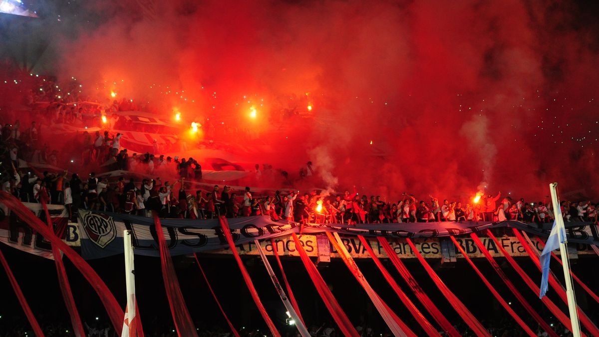 Video As Fue El Monumental Recibimiento Para El River Campe N