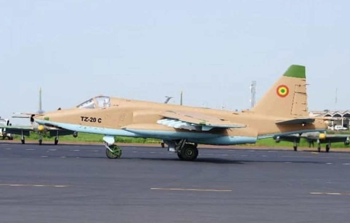 Un avión de las Fuerzas Armadas de Malí se estrelló y dejó al menos dos muertos.