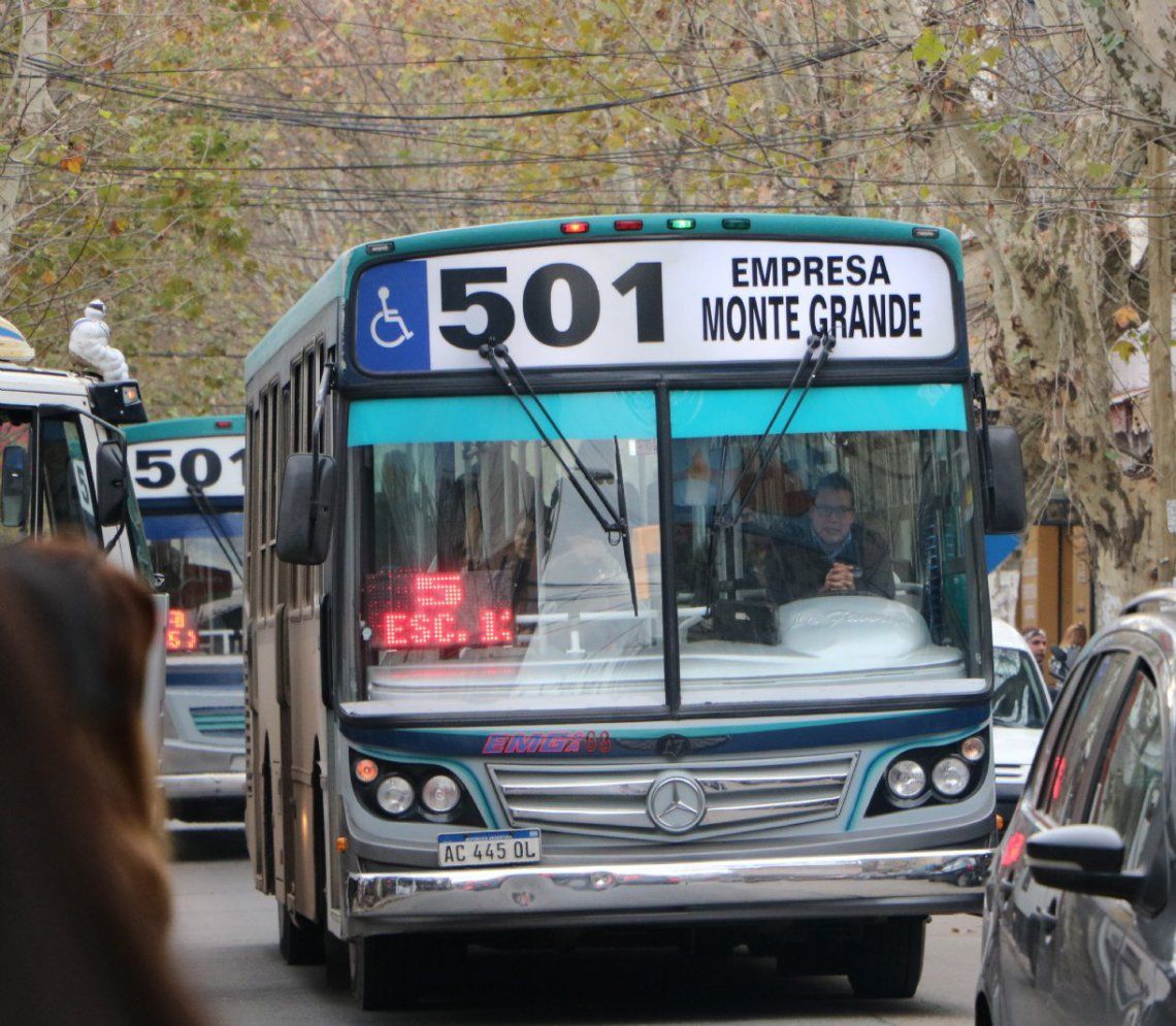 Esteban Echeverría: El transporte público sale a debate