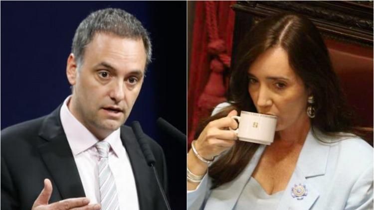 Manuel Adorni y Victoria Villaruel.