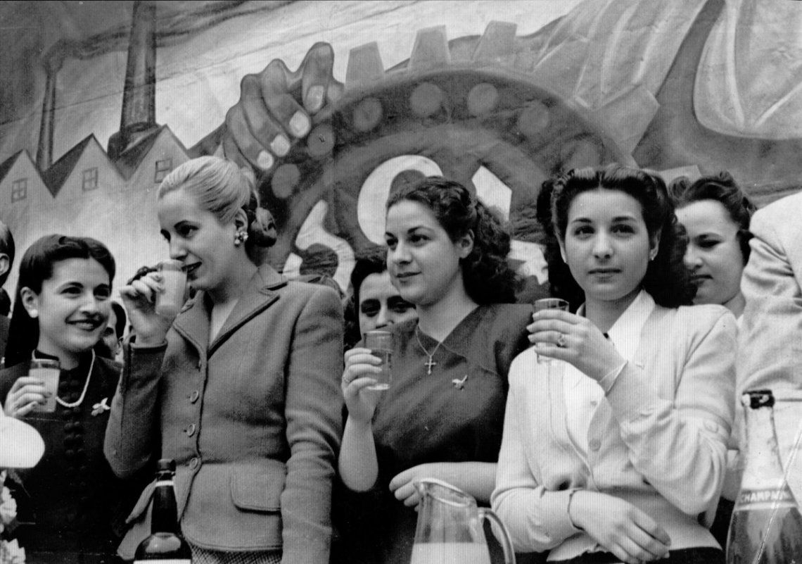 De los dichos a los hechos: el feminismo que rodeaba a Eva Perón