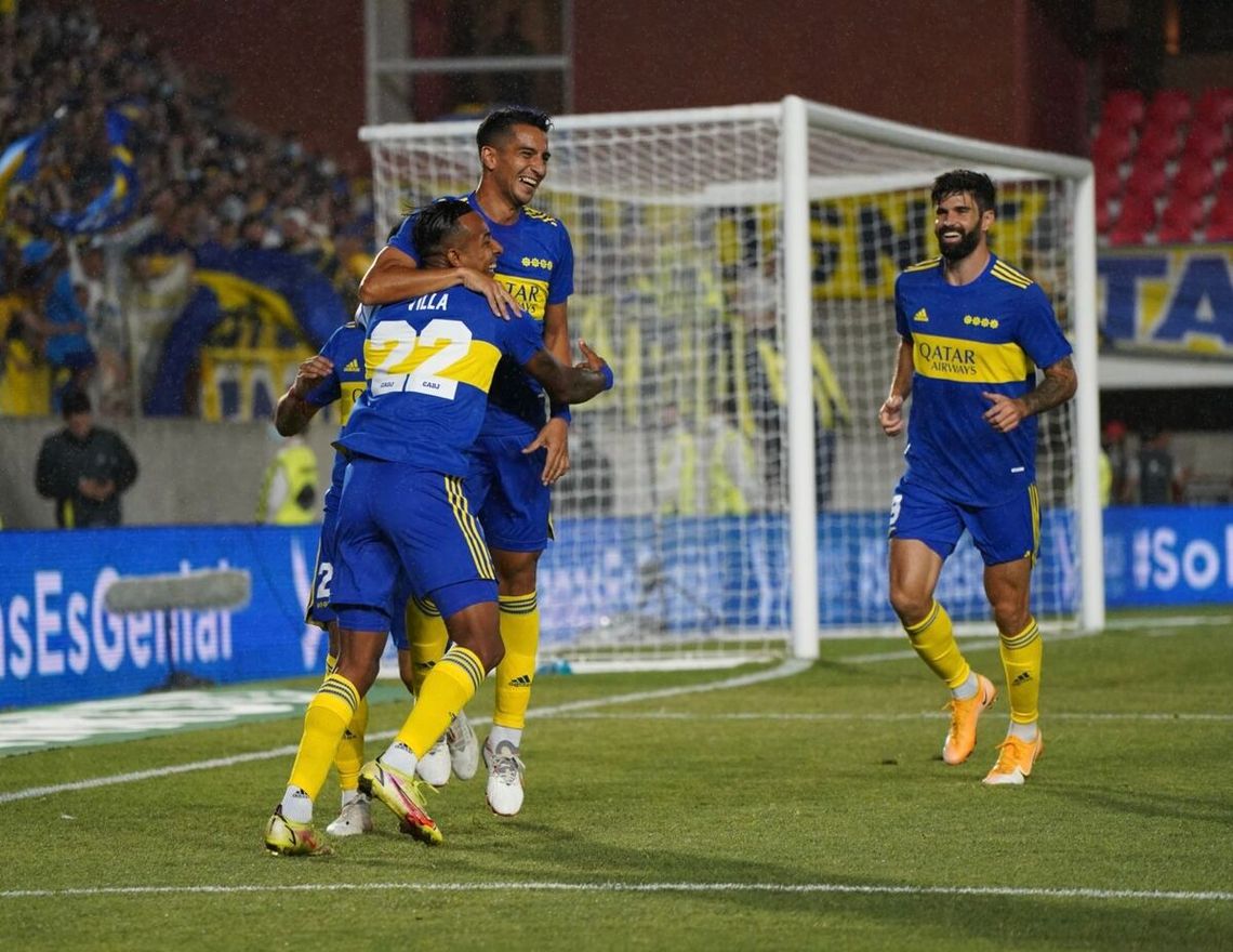 Boca se prepara para el cruce con San Lorenzo por el Torneo de Verano. 