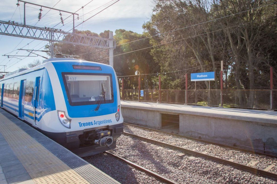 Tras más de dos años, el tren Roca vuelve a circular entre Constitución y La Plata