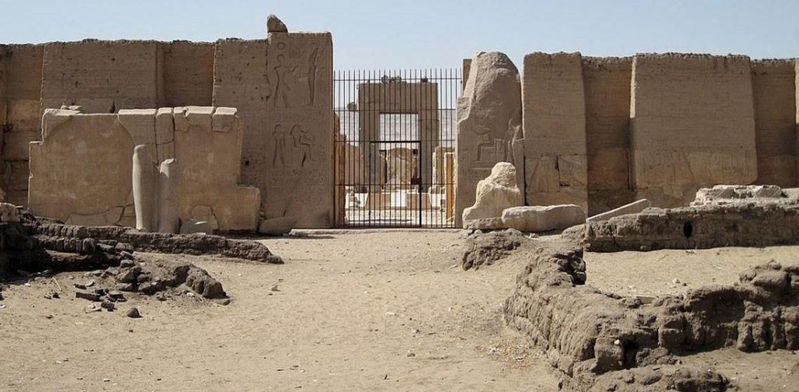 Hallan más de 2.000 carneros momificados en el templo del faraón Ramsés II.