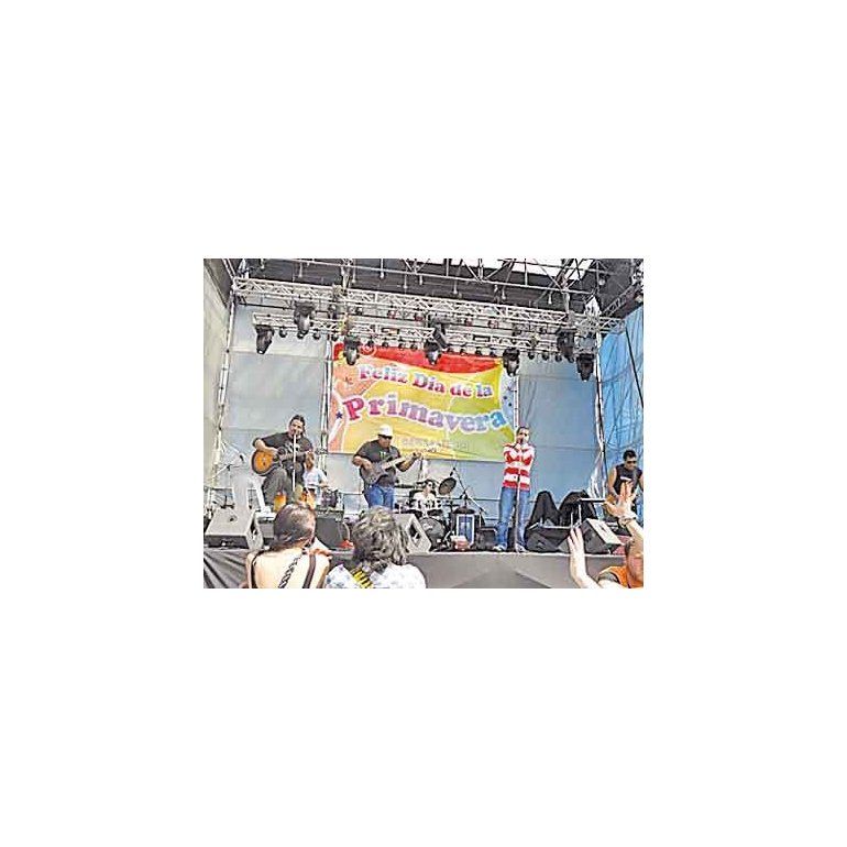 Gordo Al Arco, entre heavy y cuarteto