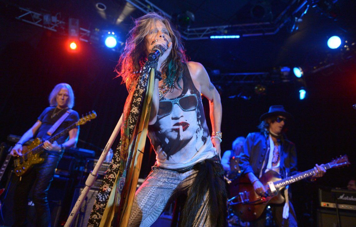 Aerosmith reprograma su gira por la salud de Steven Tyler. 