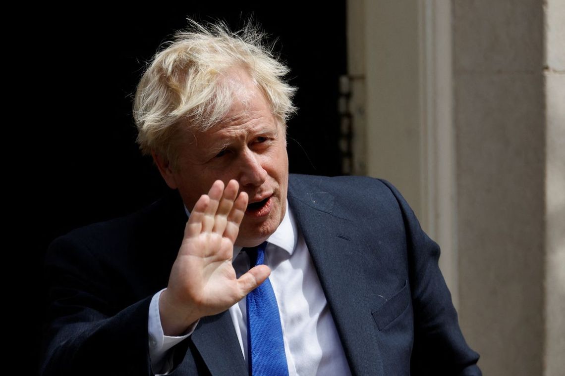 El primer ministro británico Boris Johnson se despidió con una frase de la película Terminator.