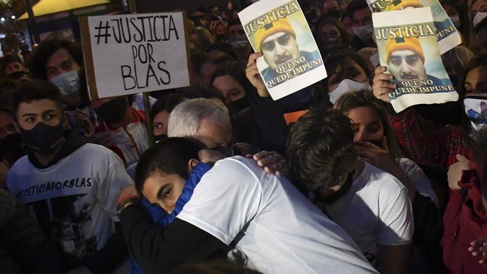 Córdoba: marcharon en reclamo de justicia por el crimen de Valentino Blas Correas
