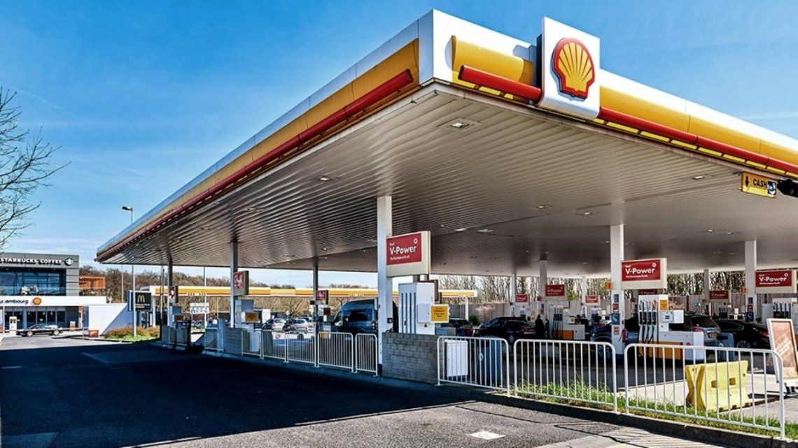 Shell se sumó a YPF y aumentó sus combustibles hasta un 15%.