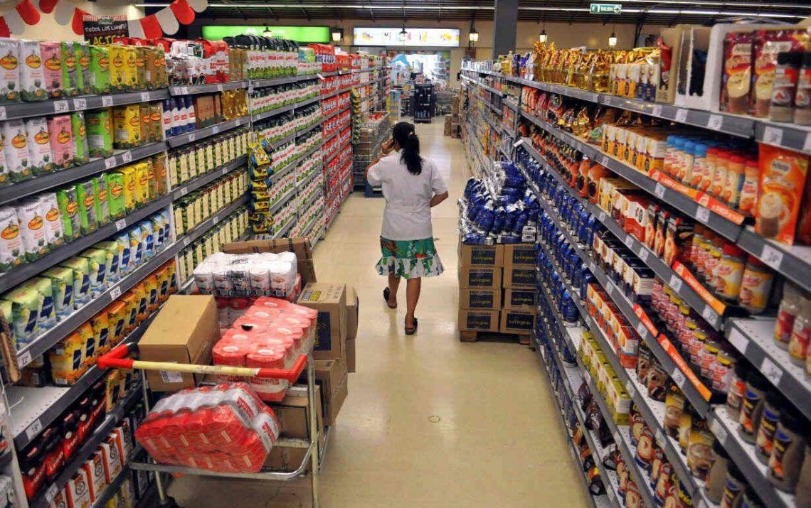 Carrefour congela los precios de 1300 productos hasta 2018