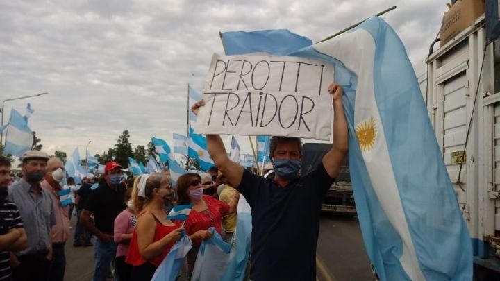 Banderazos en todo el país contra la expropiación de Vicentin y la cuarentena