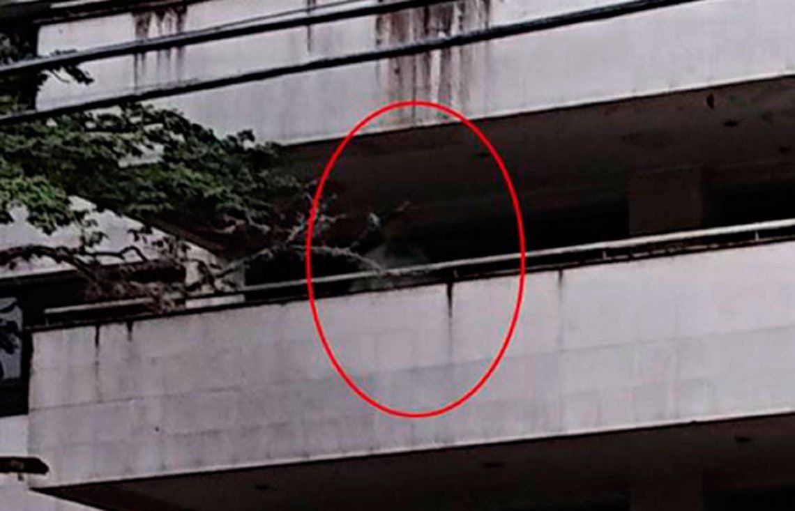 Fotos | ¿El fantasma de Pablo Escobar ronda en un edificio en el que vivió?