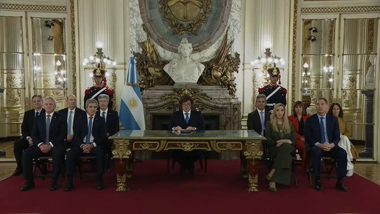Milei anunció la reforma de la Carta Orgánica del Banco Central