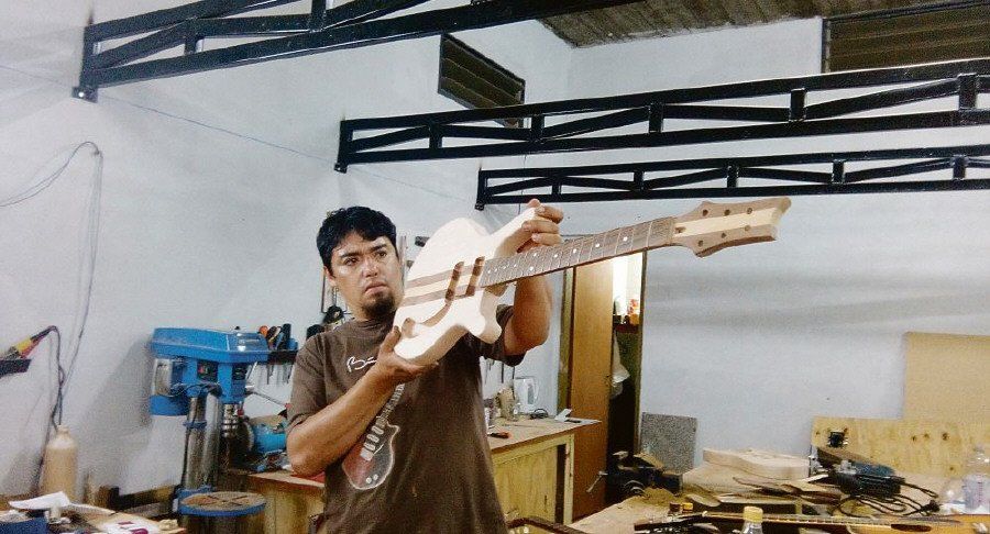En González Catán, ser luthier es un estilo de vida