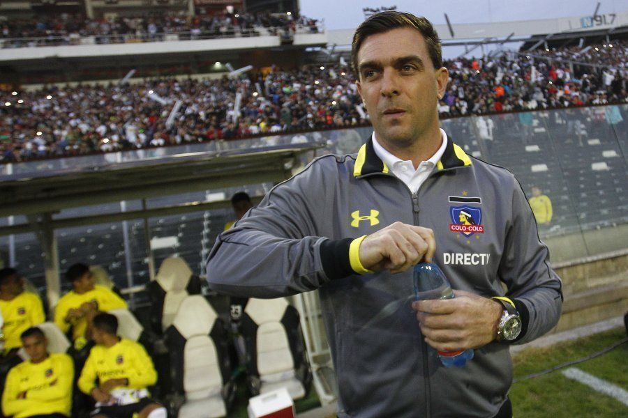Fútbol sudamericano: Colo-Colo intenta olvidar