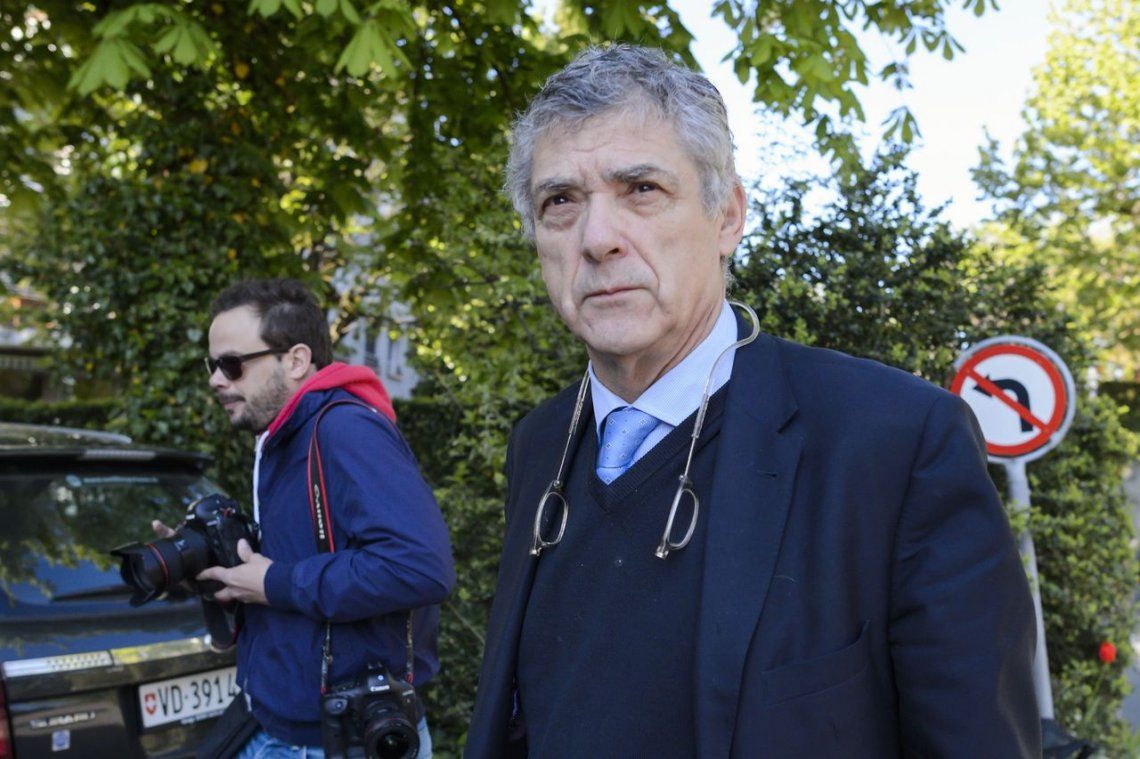 Escándalo en España: detuvieron a Villar, el presidente de la Federación