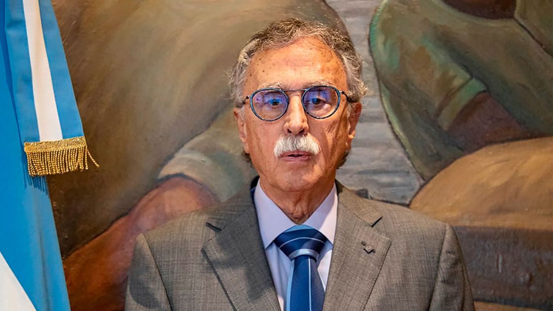 Lugones fue citado para el próximo martes por la Comisión de Salud.