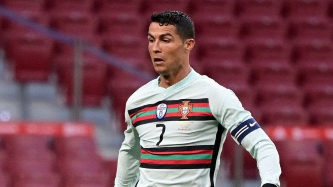 Cristiano Ronaldo marcó dos goles en la victoria de Portugal