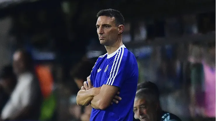 No te podes relajar con esta camiseta, remarcó.