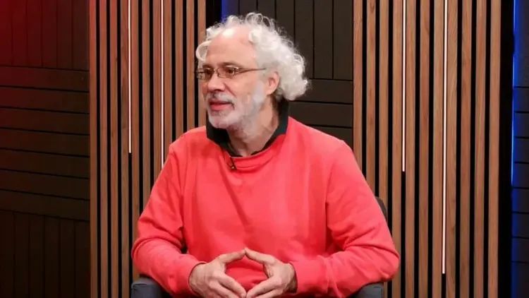 El cineasta Diego Recalde fue repudiado por sus comentarios sobre Agostina Vega.