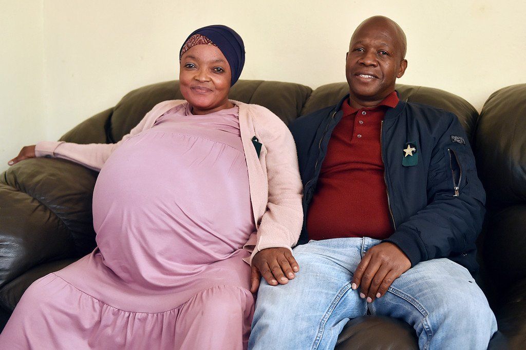 Sudáfrica: mujer que dio a luz a 10 bebés no estaba embarazada