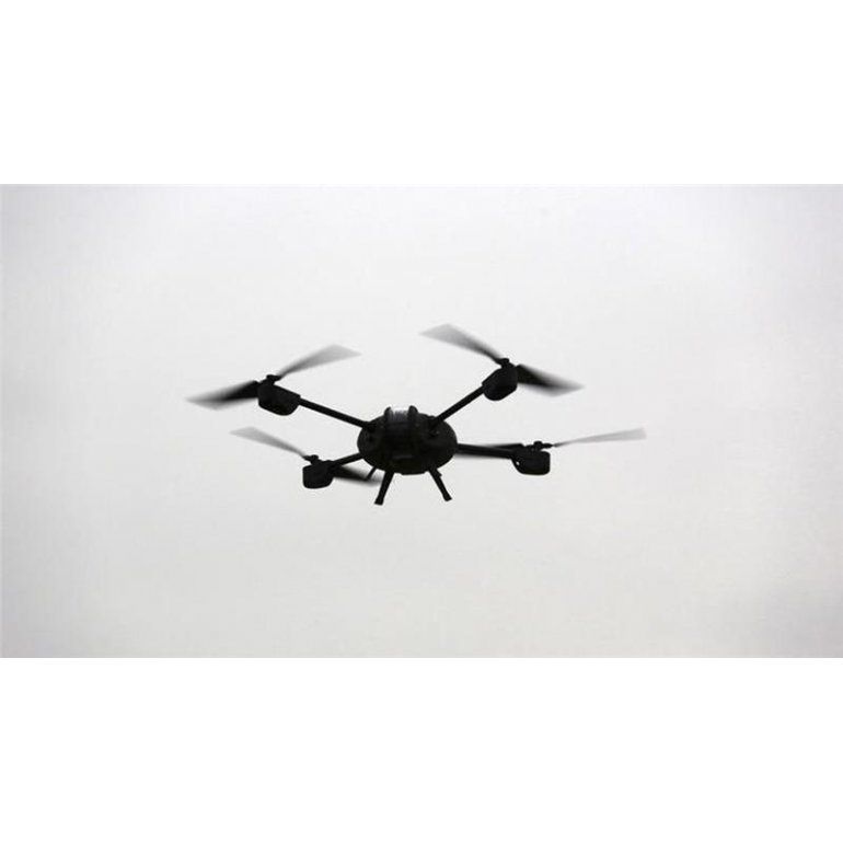 Francia: tres detenidos por volar drones sin autorización