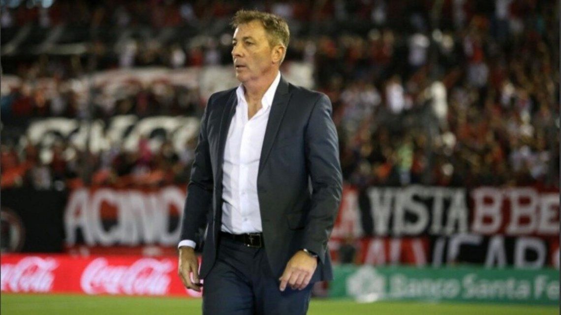 Frank Kudelka se va de Newells