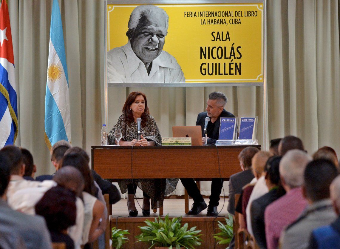 Cristina Kirchner esbozó en La Habana pasaje del mensaje de Alberto Fernández