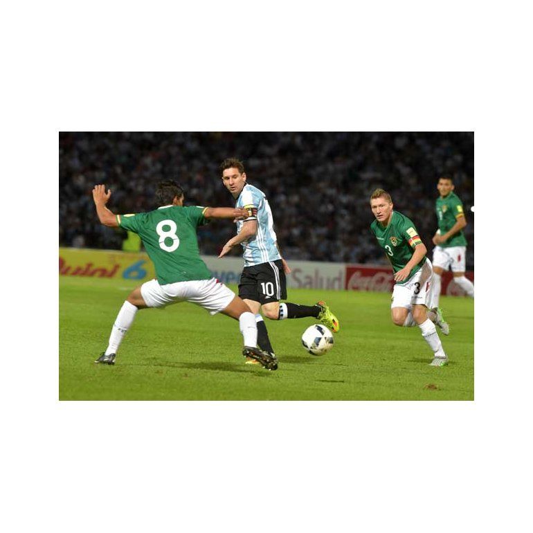 Lionel Messi - Argentina vs Bolivia - Foto: Walter Papasodaro / Diario Popular