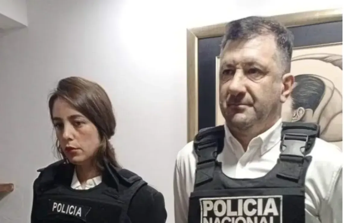 Edgardo Kueider y su exsecretaria Iara Guinsel. Edgardo Kueider y su exsecretaria Iara Guinsel.